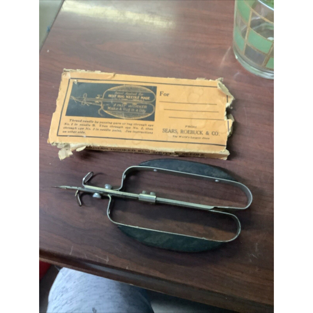 Vintage Sears Roebuck Parisian Hooked Rug Shuttle Needle "Best Rug Needle Made"